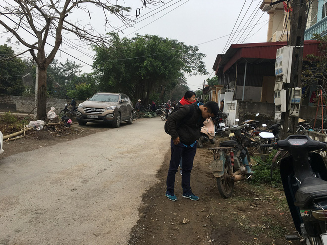 Vụ chồng sát hại vợ và 2 con gái: Nhiều người xót xa tiễn đưa 3 nạn nhân